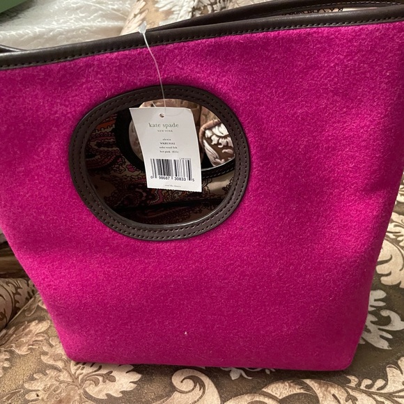 Kate Spade fuchsia wool, Paisleyinside, dust bag and original box2009 UNUSED - Picture 10 of 11